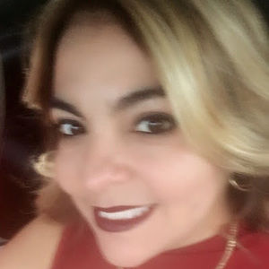 Meet your Posher, Mayra